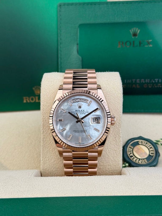 36mm Mop baguette diamond New full set ref. 128235